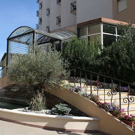 Hotel Plaza Llido Degli Estensi Exteriér fotografie