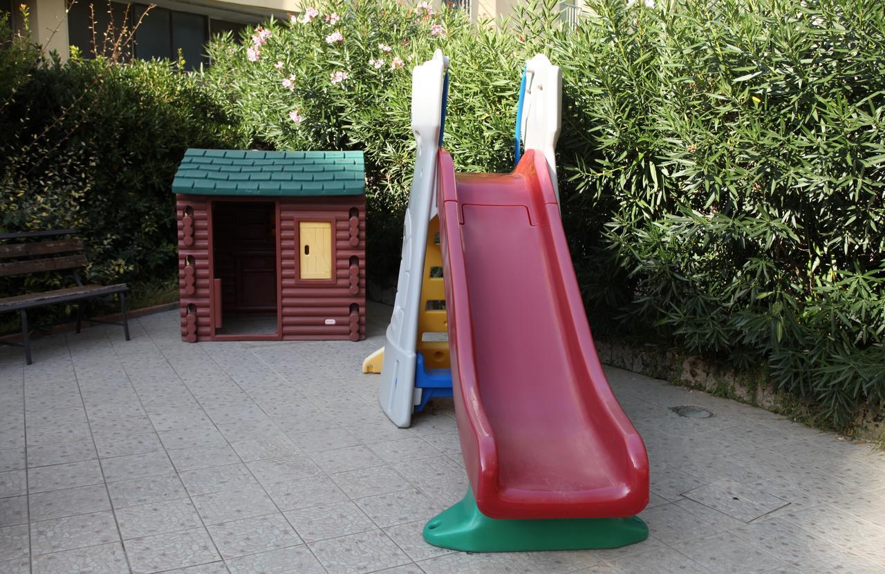 Hotel Plaza Llido Degli Estensi Exteriér fotografie